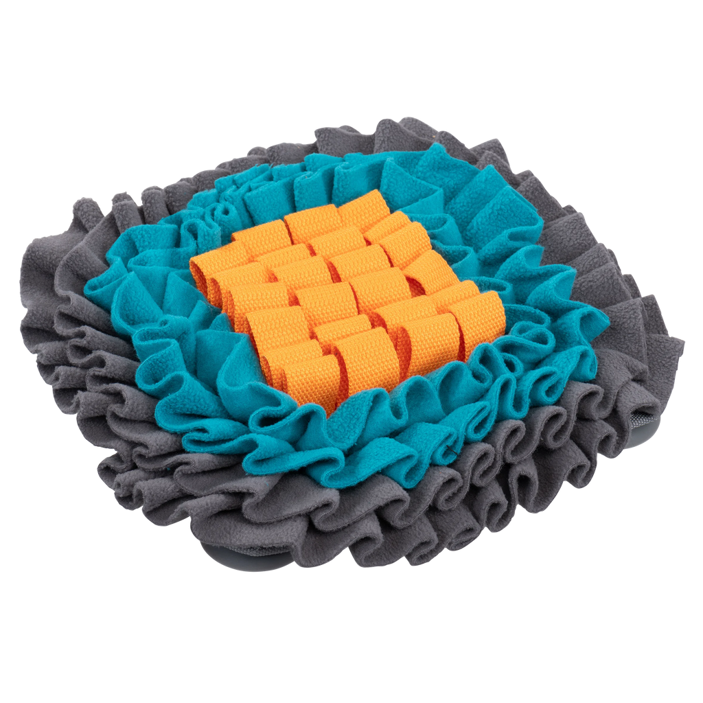 Forage or snuffle  mat with suction cups 