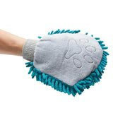 Reverisb oe dog grooming mitt.  Wash or dry design. 