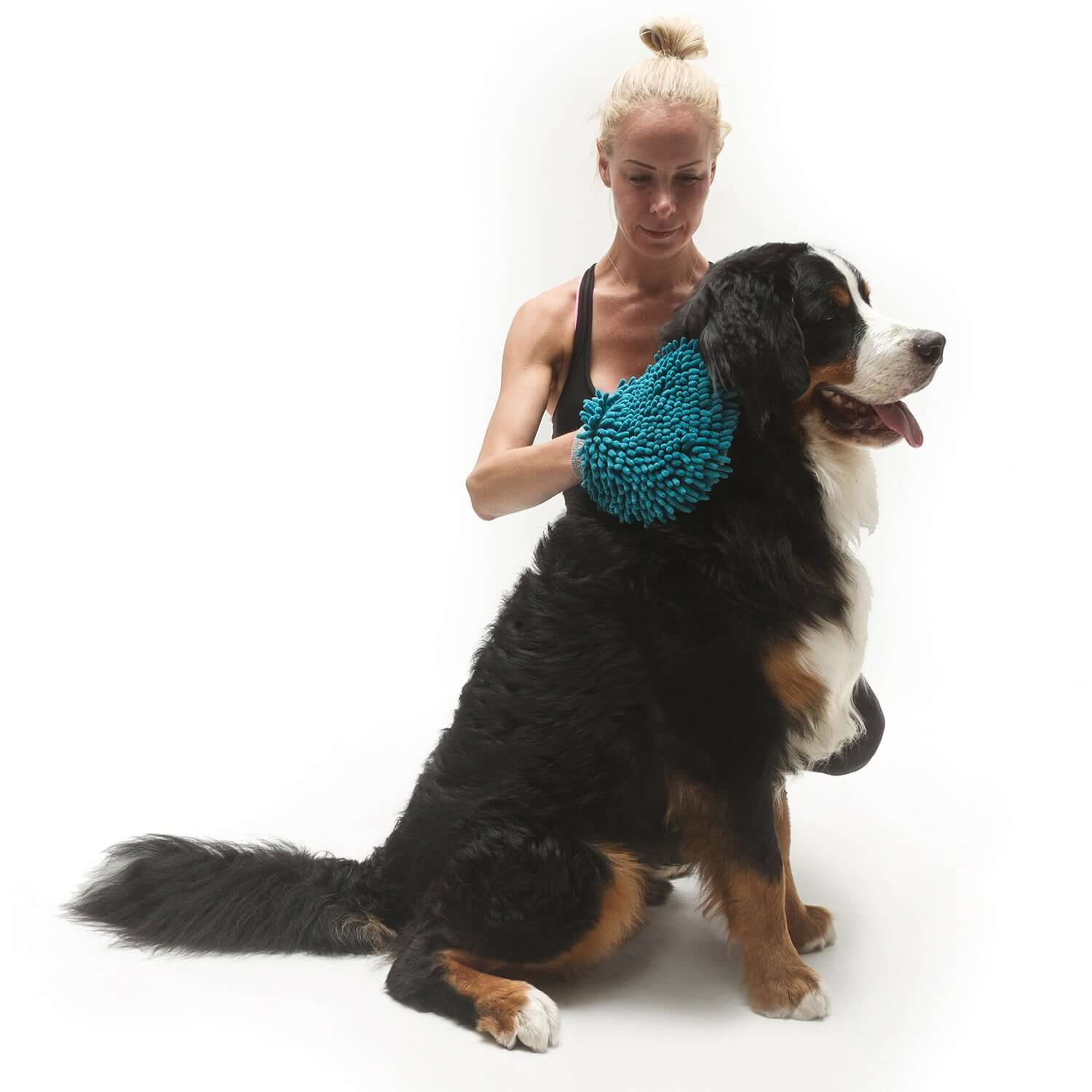 The best paw drying mitt.  Holds up to 7 times its weight in water.  